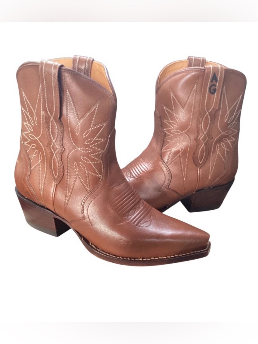 Tecovas women the Lynn Saddle Cowhide size 8B